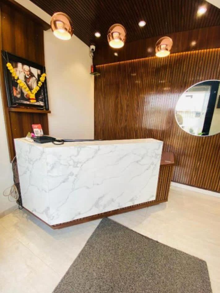 Hotel Shree Sai Sirdi Kültér fotó